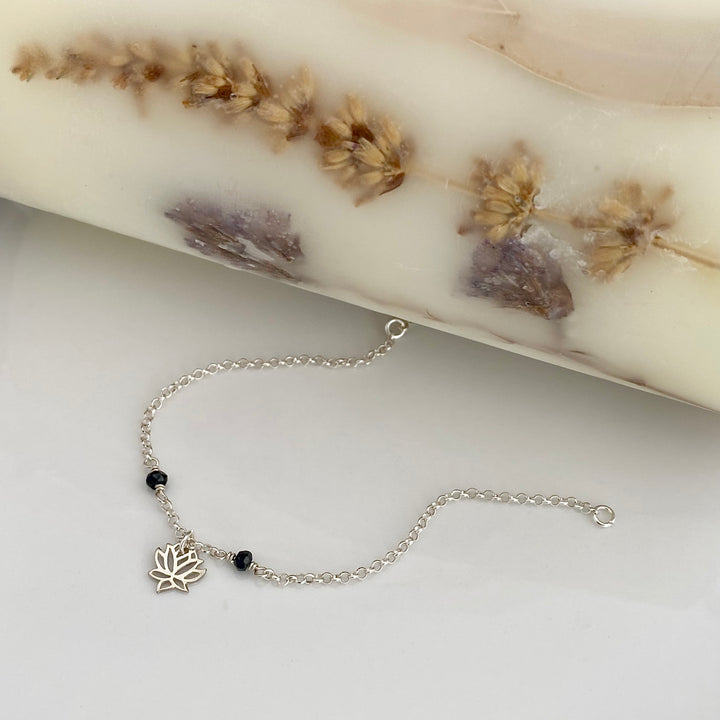 Lotus Bracelet with Onyx