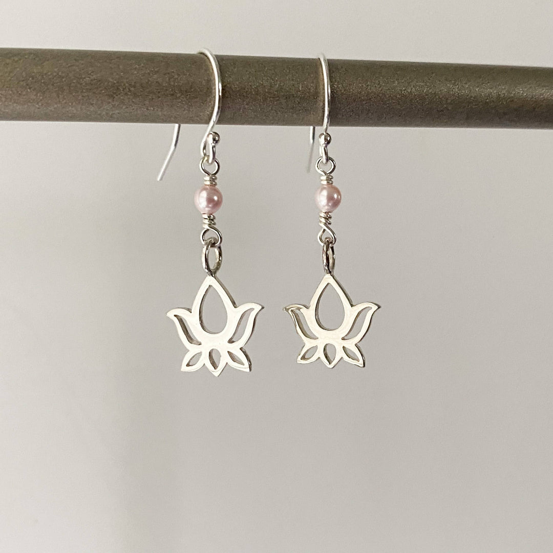 Lotus flower Earrings with Pearl