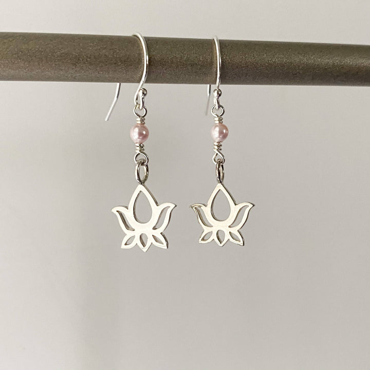 Lotus flower Earrings with Pearl