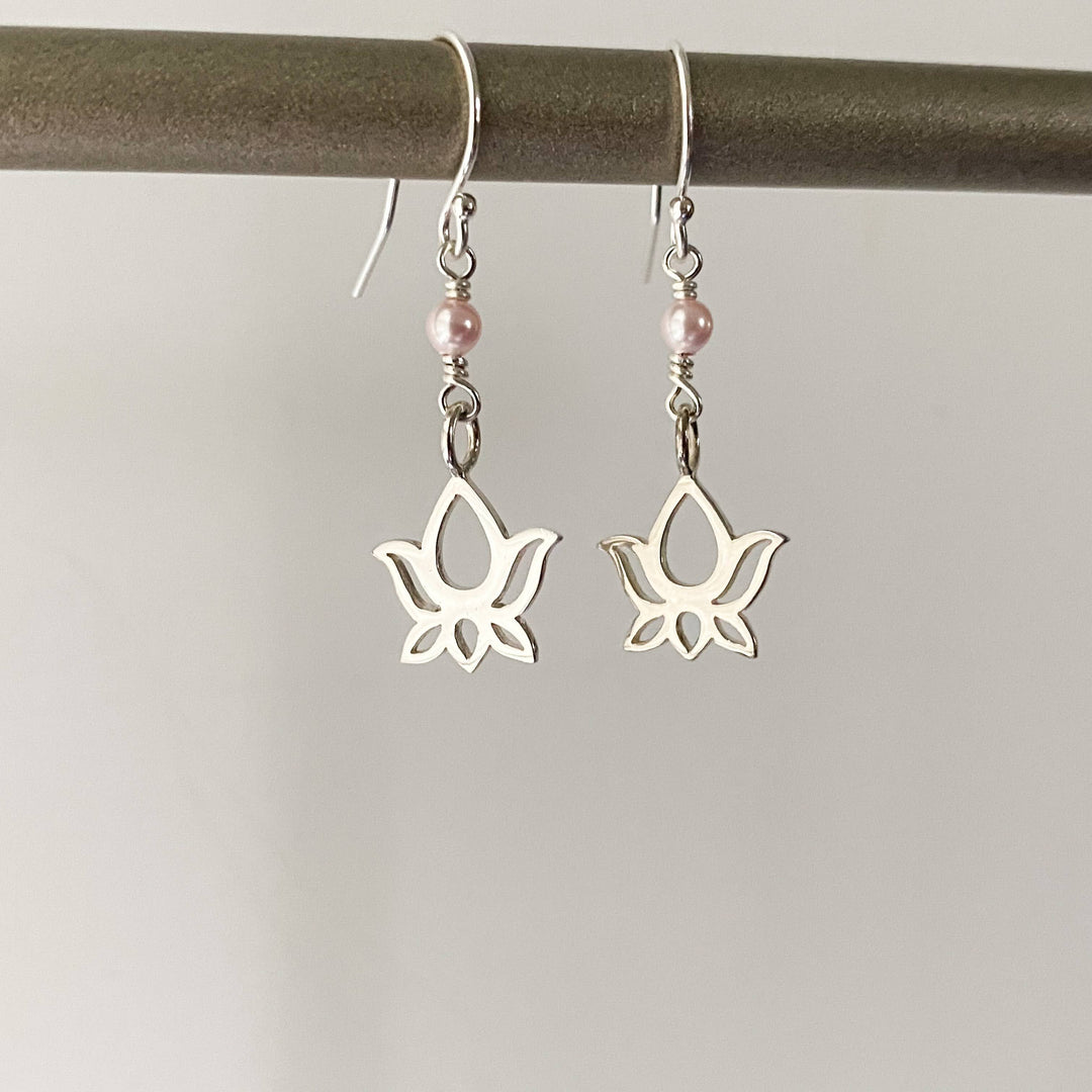 Lotus flower Earrings with Pearl