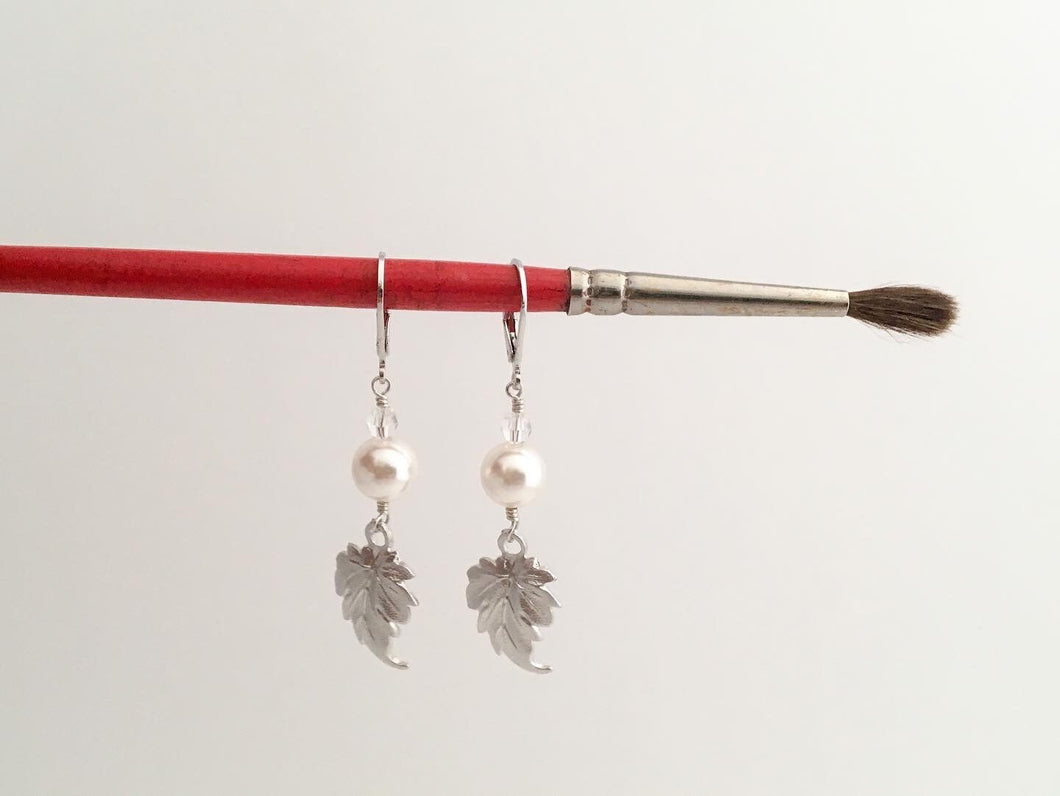 Leaf & Pearl earrings