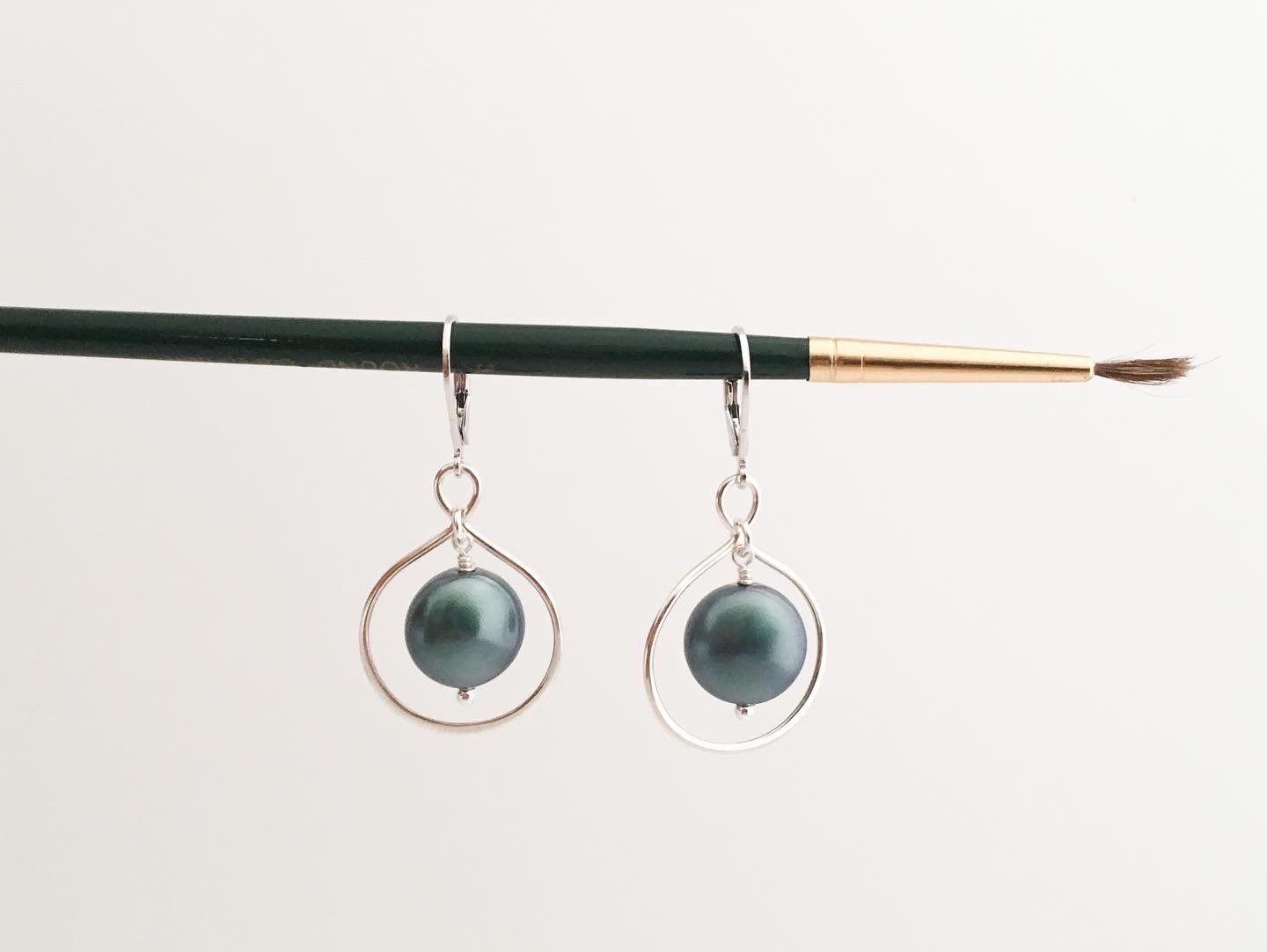 Round coin Pearl Earrings