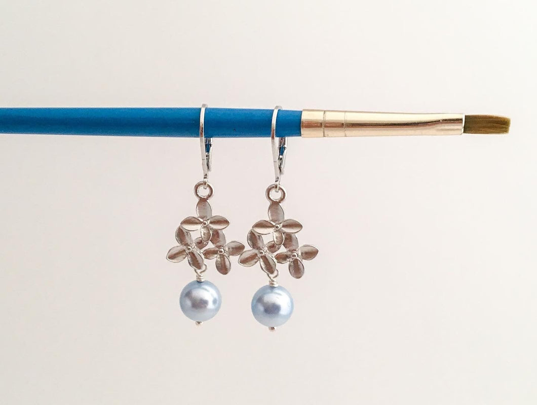 Flower & Pearl earrings