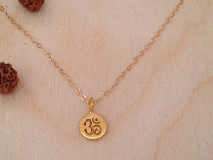 Tiny Gold Om Pendant,Ohm,Aum,Spiritual Jewelry,Yoga Jewelry,Outdoors,Modern Jewelry,Namaste,Meditation,mindfulness,ohm necklace,om necklace,