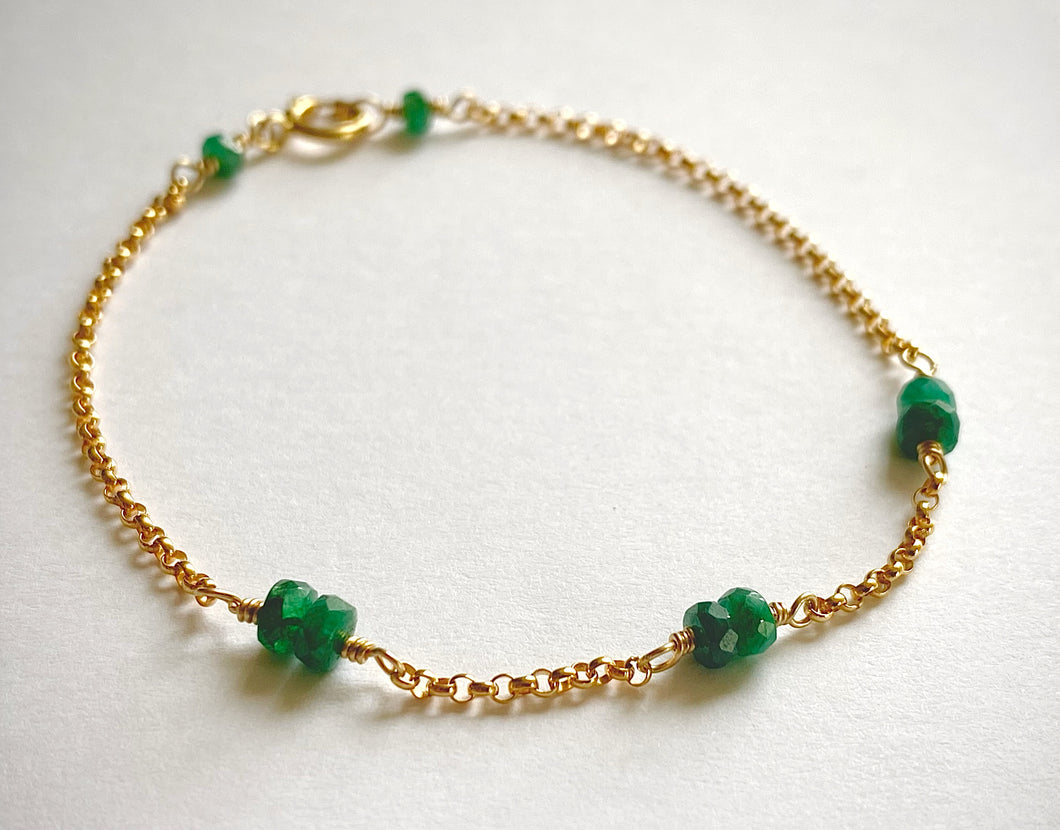 Natural Emerald bracelet in gold